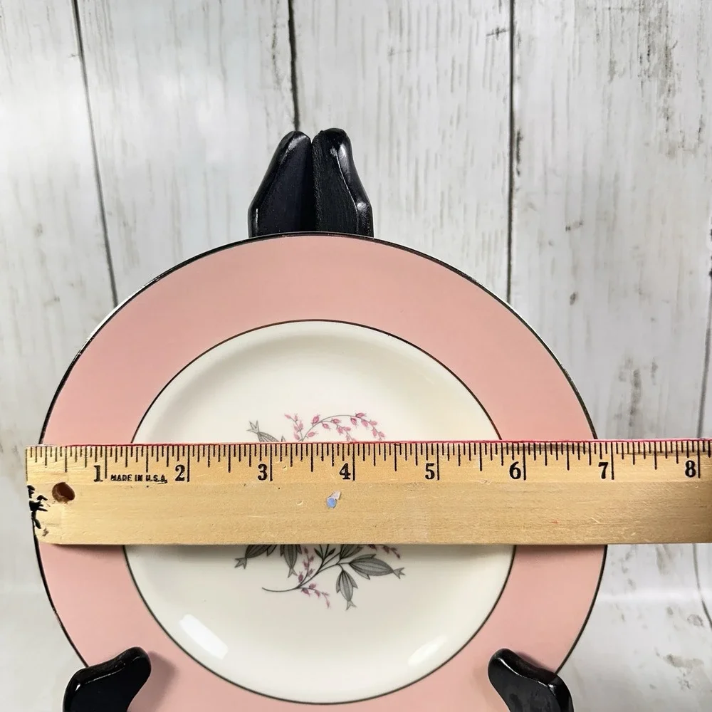 Homer Laughlin Barclay Cavelier Eggshell Pattern SALAD‎   Plate 7 Inch Pink